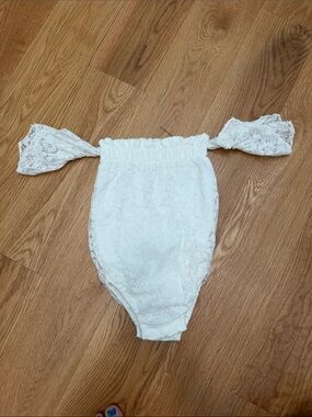 White Lace Off-Shoulder Bodysuit